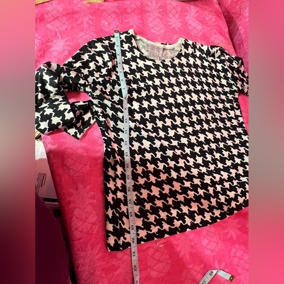 Talbots Houndstooth Jacquard Top – Size 8 (Pre-Owned, Good Condition) - Picture 8 of 9